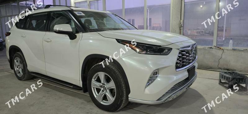 Toyota Highlander 2021 - 550 000 TMT - Туркменабат - img 3