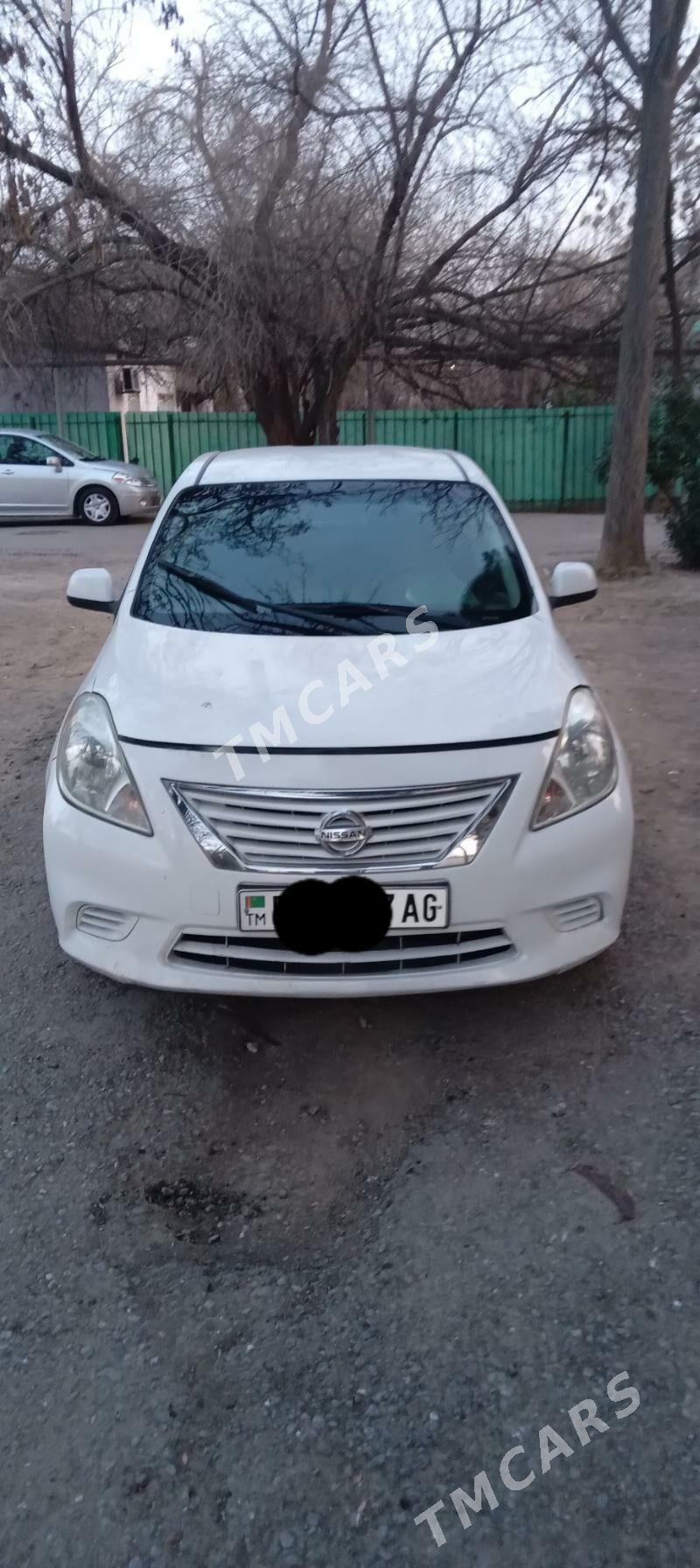 Nissan Versa 2012 - 95 000 TMT - Gagarin köç, köne Howa menzili - img 2