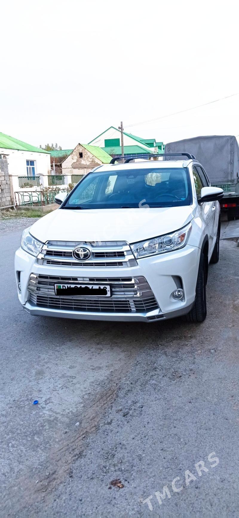 Toyota Highlander 2019 - 525 000 TMT - Garadamak - img 2