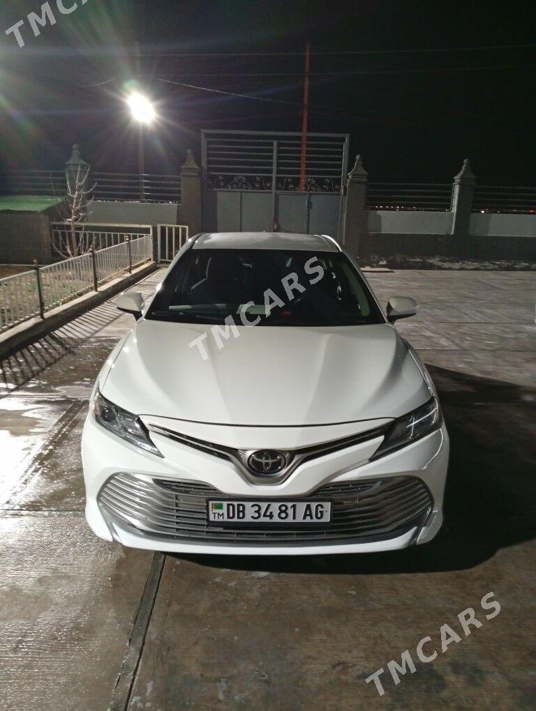 Toyota Camry 2019 - 280 000 TMT - Aşgabat - img 2