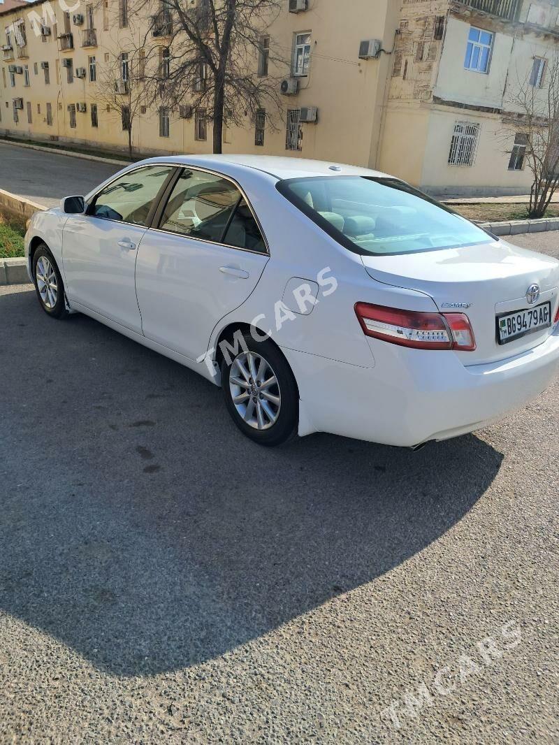 Toyota Camry 2011 - 205 000 TMT - 30 мкр - img 3