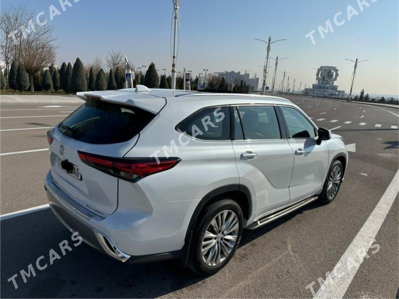 Toyota Highlander 2022 - 584 000 TMT - Ашхабад - img 2