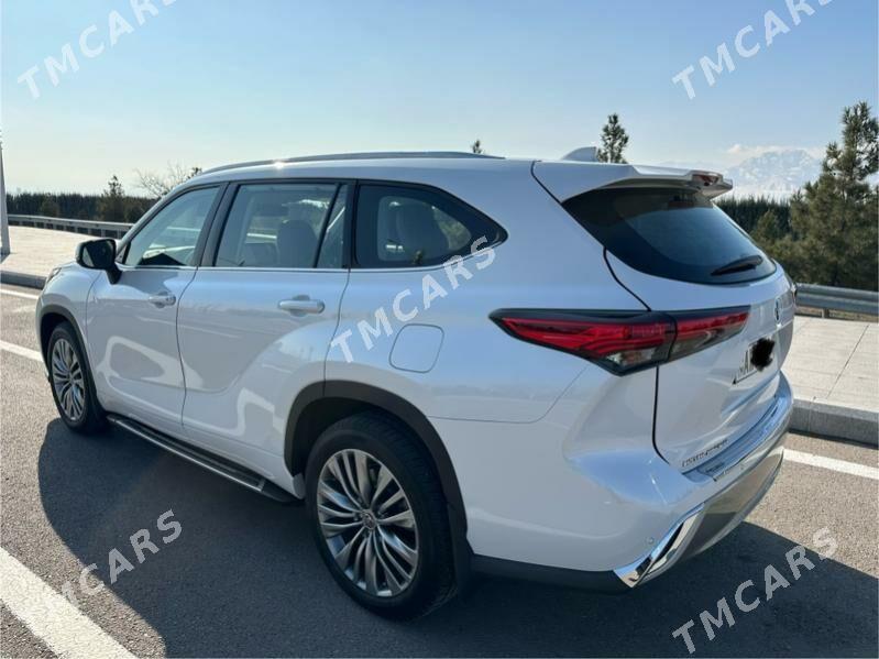 Toyota Highlander 2022 - 584 000 TMT - Ашхабад - img 3