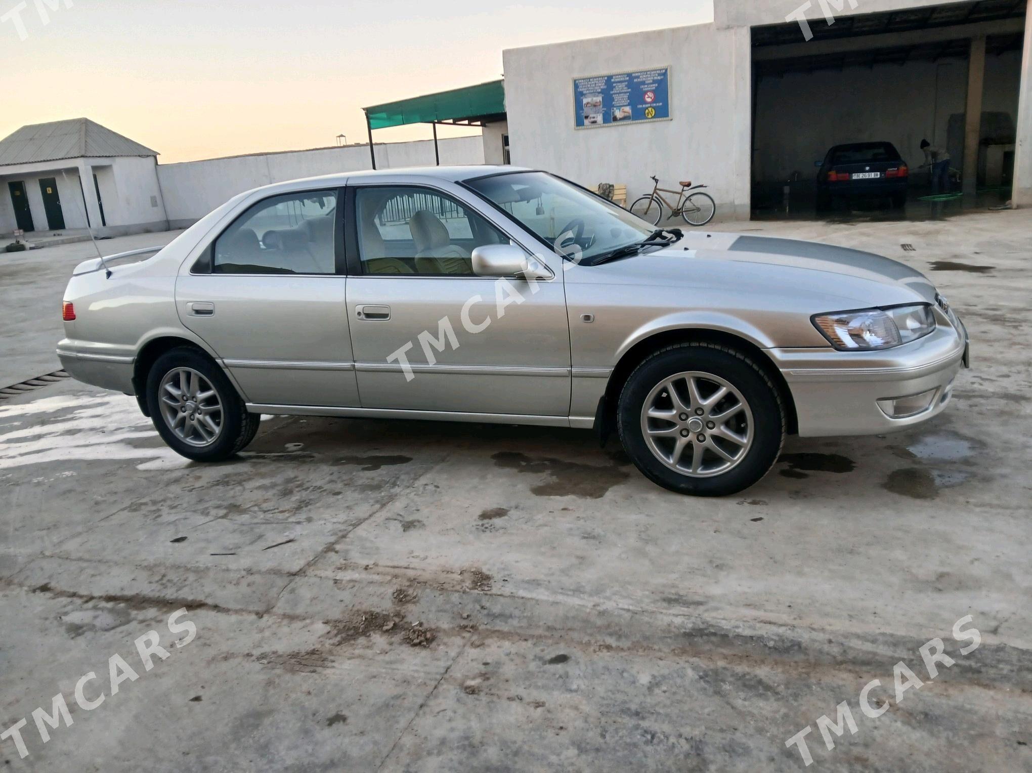 Toyota Camry 2001 - 130 000 TMT - Etrek - img 2