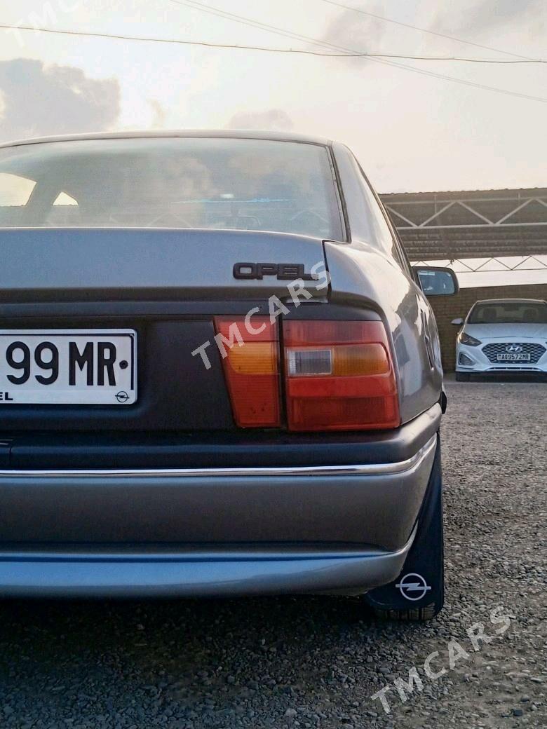 Opel Vectra 1992 - 35 000 TMT - Мары - img 4