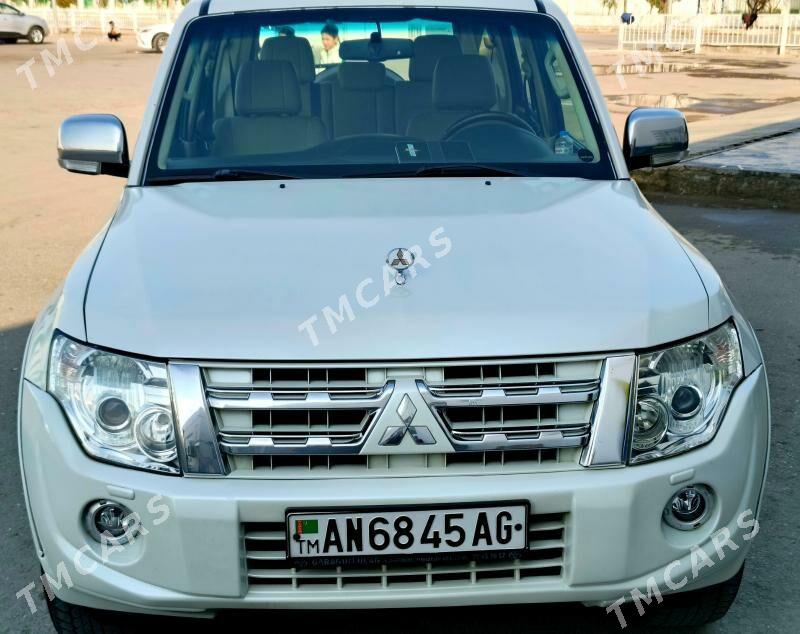 Mitsubishi Pajero 2014 - 240 000 TMT - Aşgabat - img 2