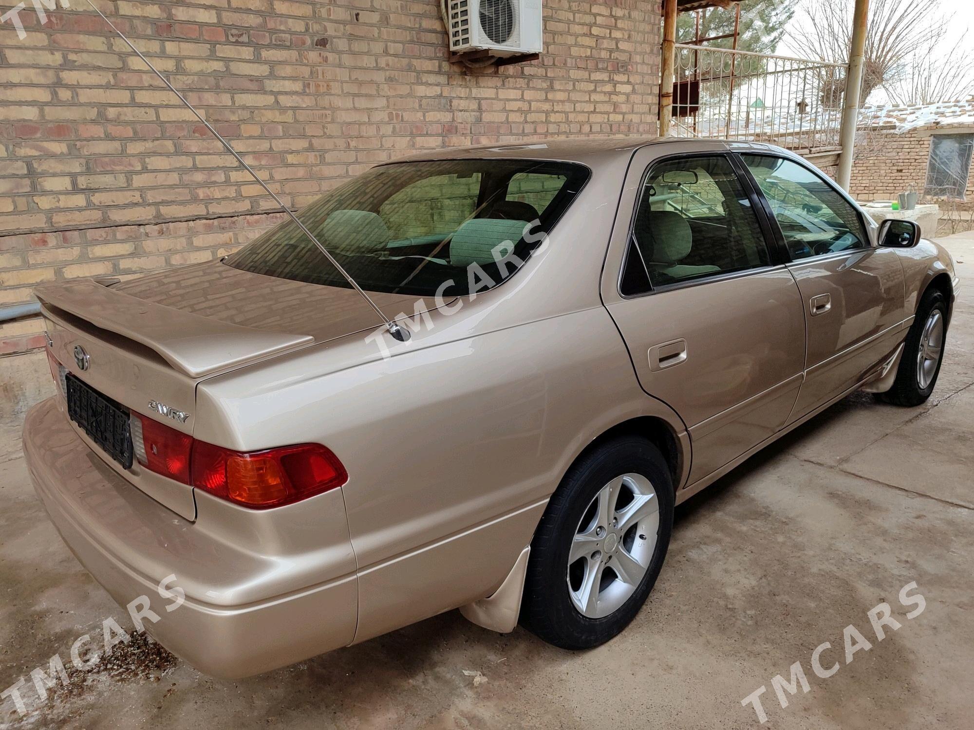 Toyota Camry 2000 - 130 000 TMT - Tejen - img 3