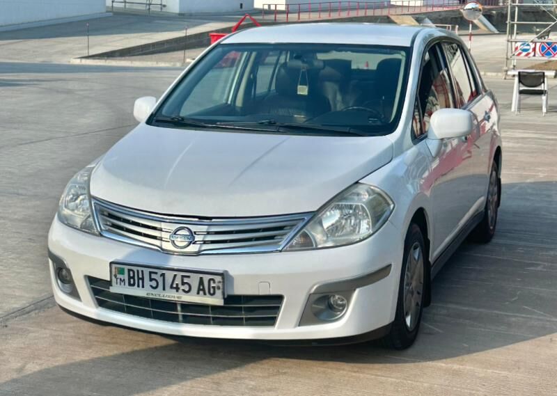 Nissan Versa 2010 - 127 000 TMT - Ашхабад - img 3