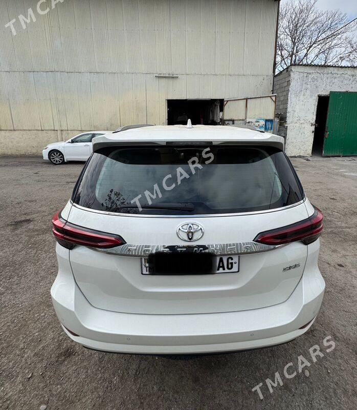 Toyota Fortuner 2023 - 369 000 TMT - Aşgabat - img 6