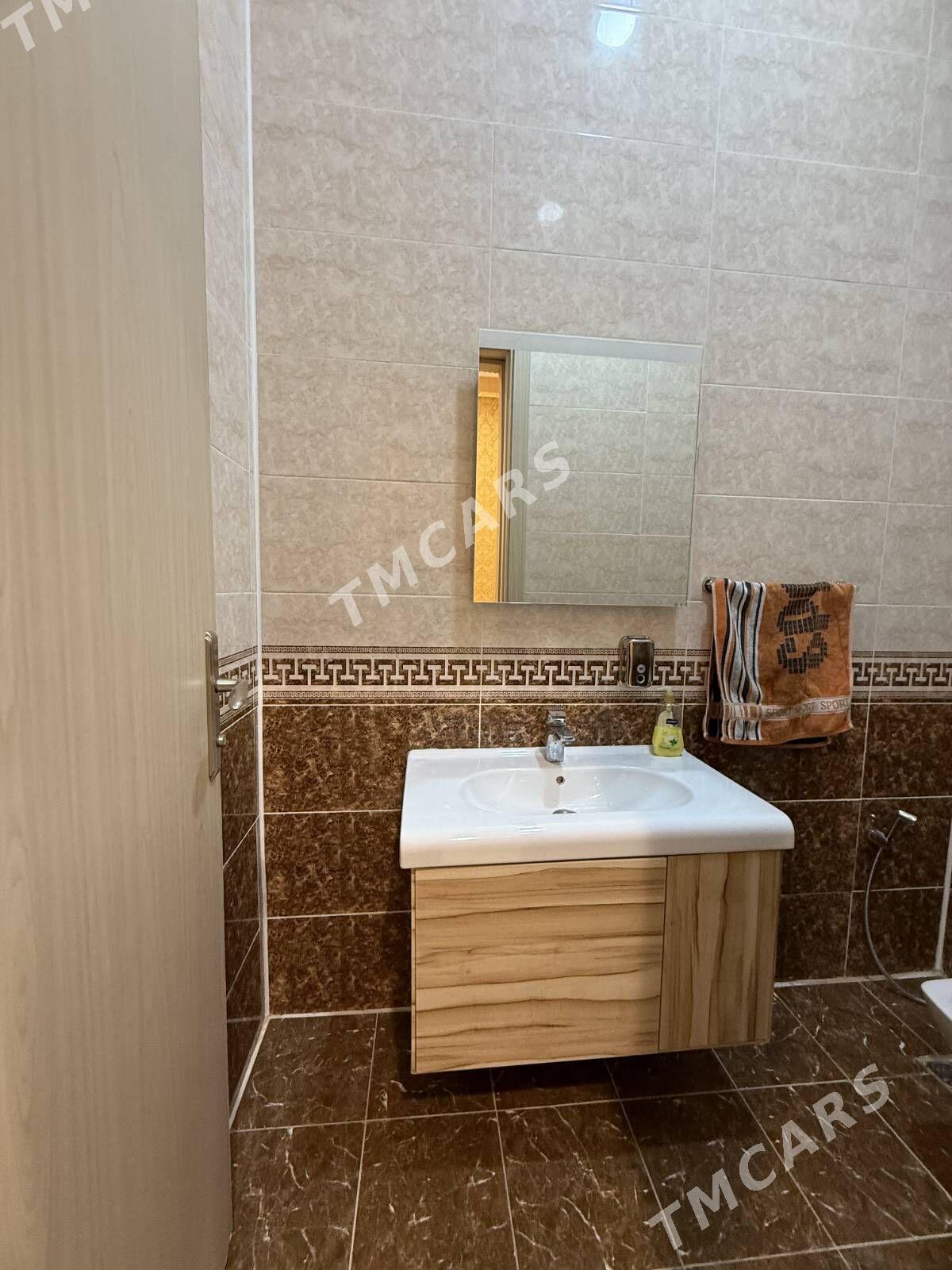 15 TAPGYR 4 KOMNAT 7 ETAZ - Aşgabat - img 2