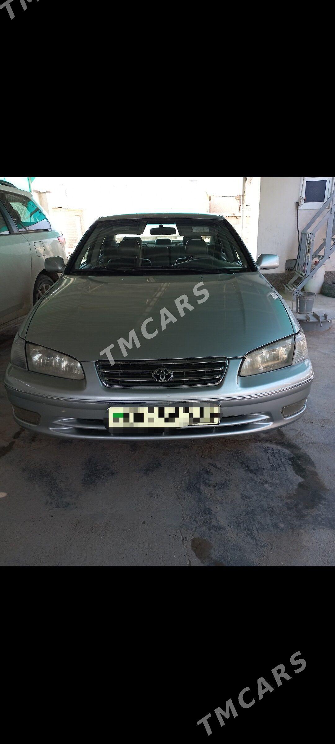 Toyota Camry 2001 - 118 000 TMT - Кака - img 2