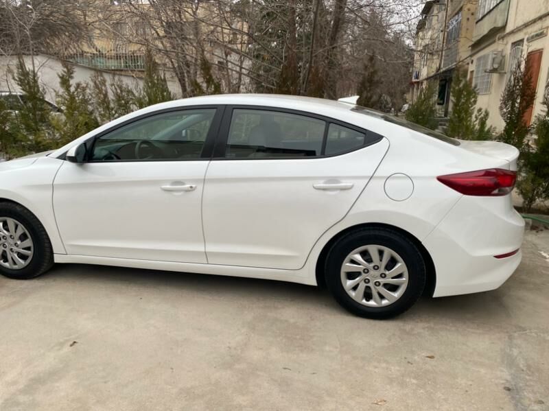 Hyundai Elantra 2017 - 185 000 TMT - Ашхабад - img 6