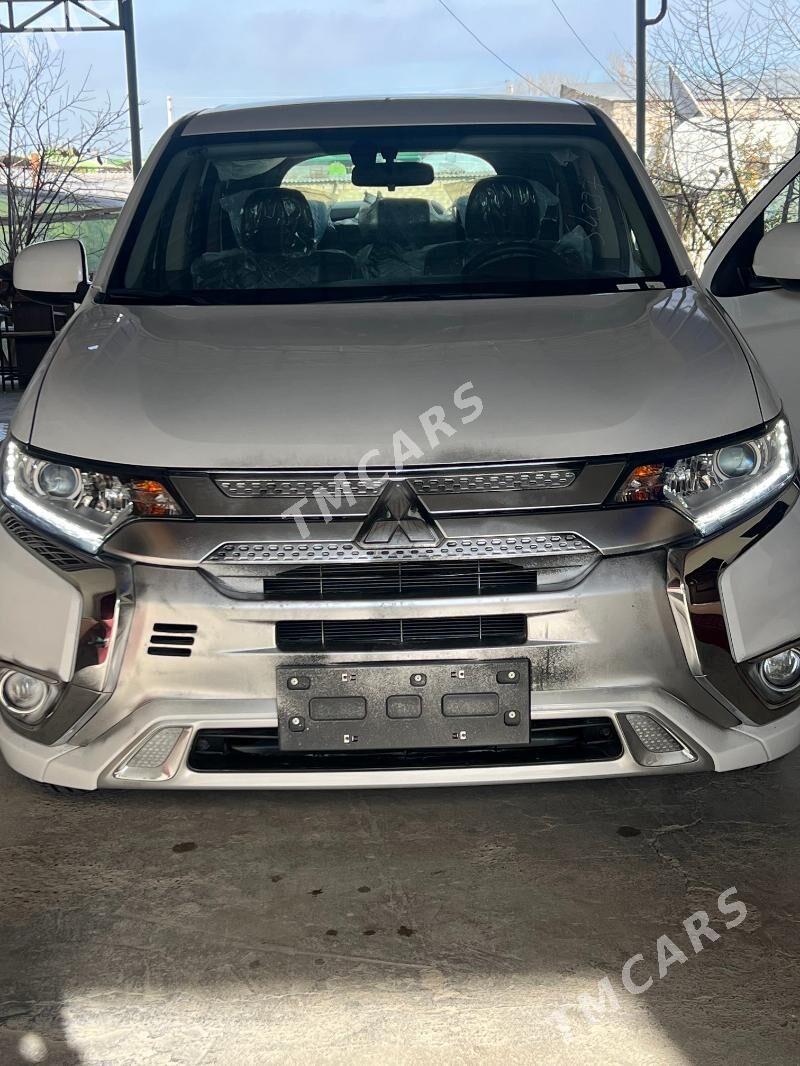 Mitsubishi Outlander 2022 - 295 000 TMT - Aşgabat - img 10