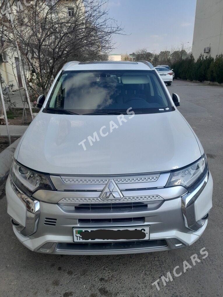 Mitsubishi Outlander 2022 - 315 000 TMT - Aşgabat - img 2