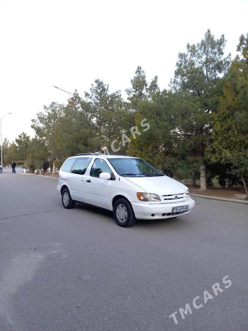 Toyota Sienna 1999 - 124 000 TMT - Bäherden - img 2