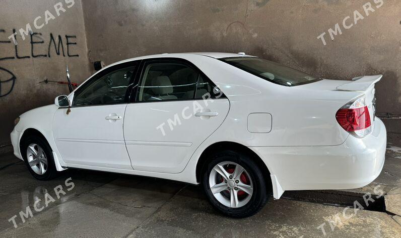 Toyota Camry 2004 - 137 000 TMT - Акдепе - img 3