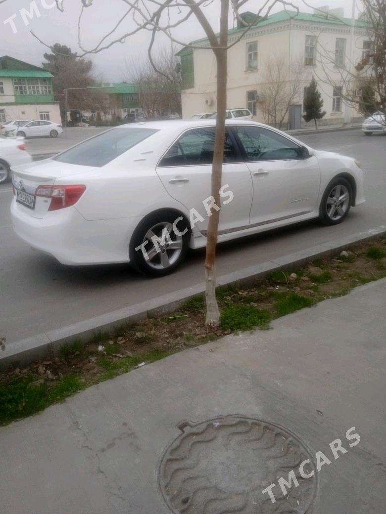 Toyota Camry 2012 - 250 000 TMT - Тязе заман - img 2