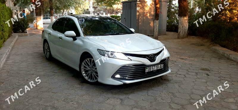 Toyota Camry 2018 - 300 000 TMT - Änew - img 2