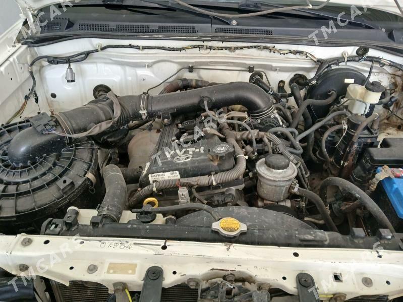 Toyota Hilux 2006 - 220 000 TMT - Туркменабат - img 5