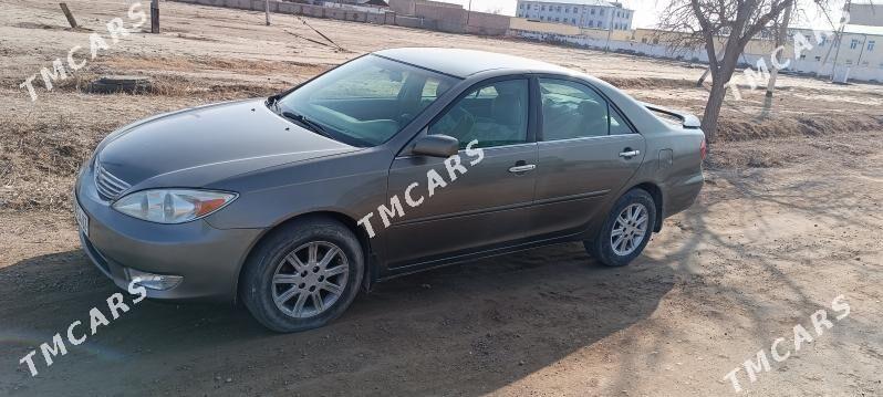 Toyota Camry 2003 - 125 000 TMT - етр. Туркменбаши - img 4