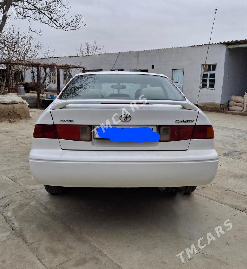 Toyota Camry 1999 - 105 000 TMT - Bäherden - img 2