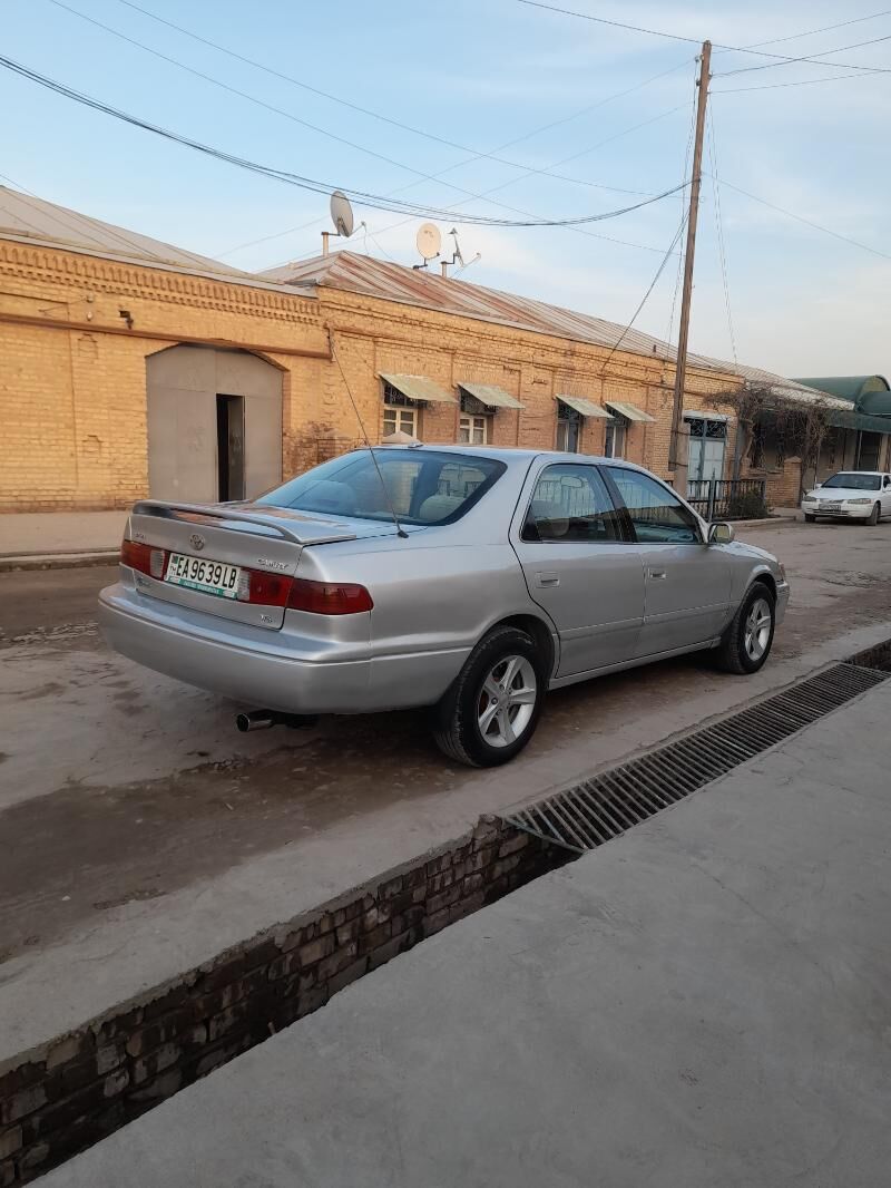 Toyota Camry 1999 - 100 000 TMT - Халач - img 3