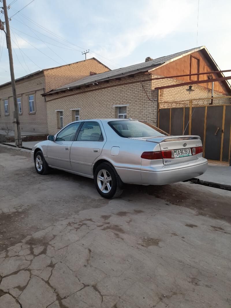 Toyota Camry 1999 - 100 000 TMT - Халач - img 4