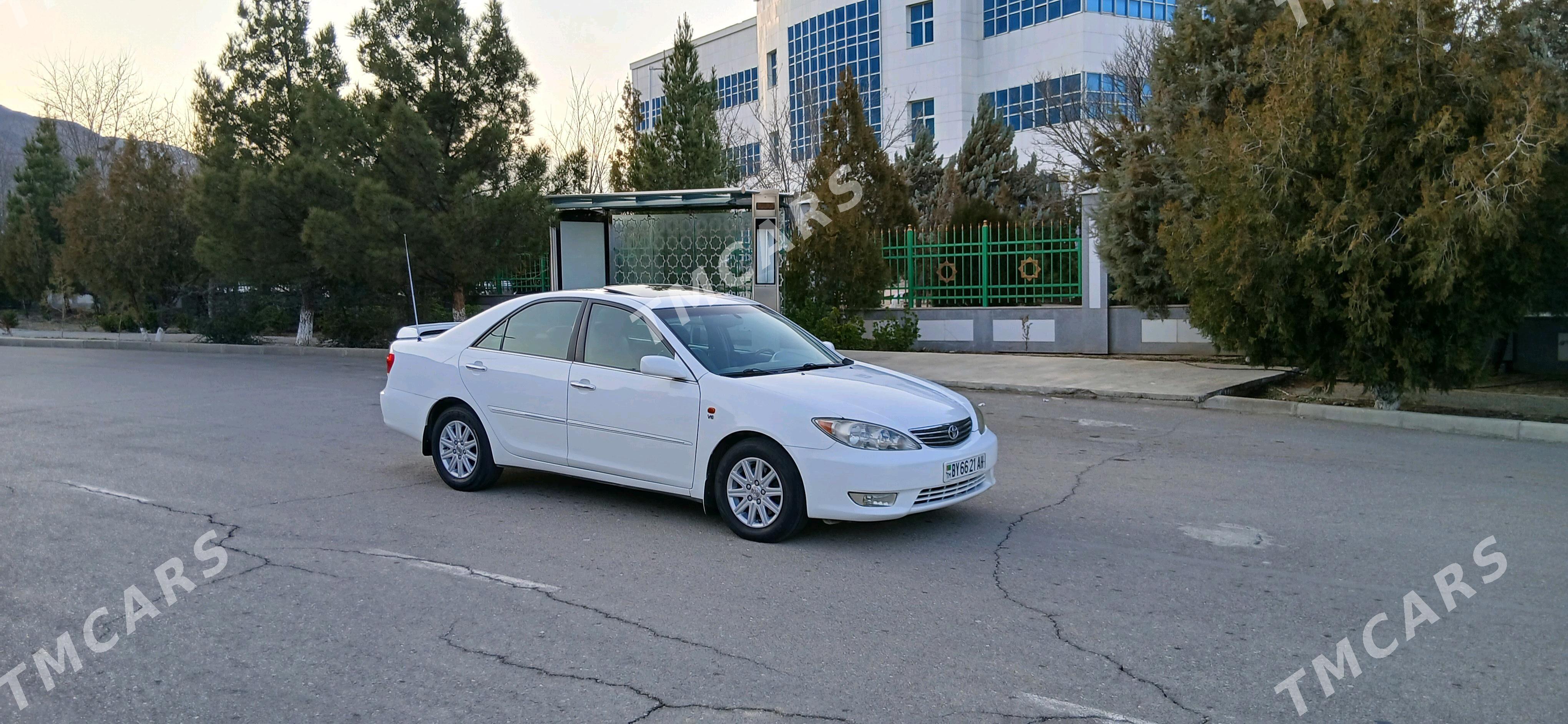 Toyota Camry 2005 - 210 000 TMT - Bäherden - img 2