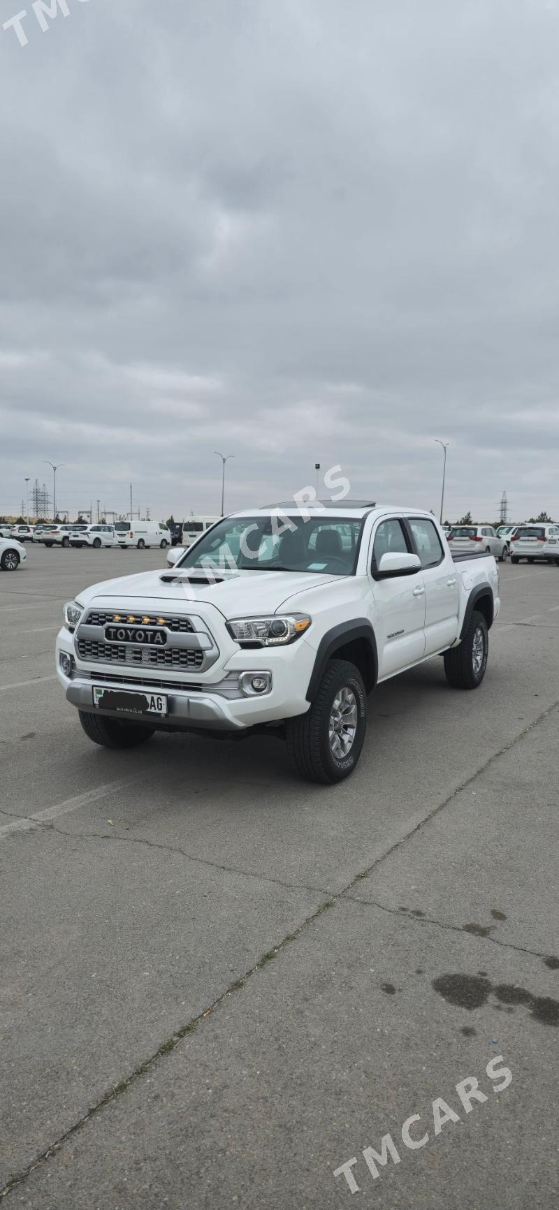 Toyota Tacoma 2019 - 510 000 TMT - Ашхабад - img 2