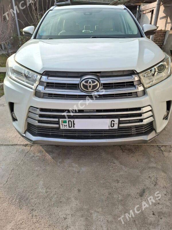 Toyota Highlander 2018 - 440 000 TMT - Ашхабад - img 2