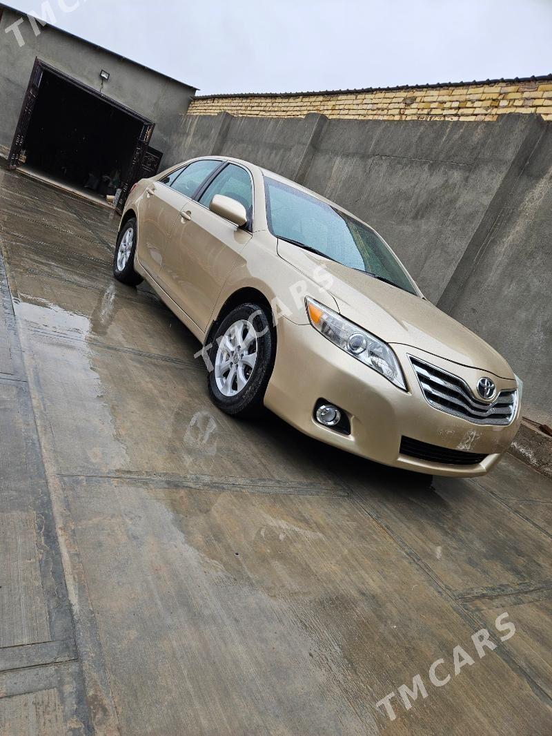 Toyota Camry 2010 - 178 000 TMT - Köneürgenç - img 2