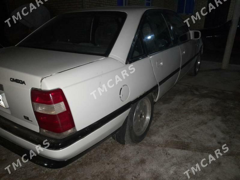 Opel Omega 1991 - 30 000 TMT - Wekilbazar - img 4