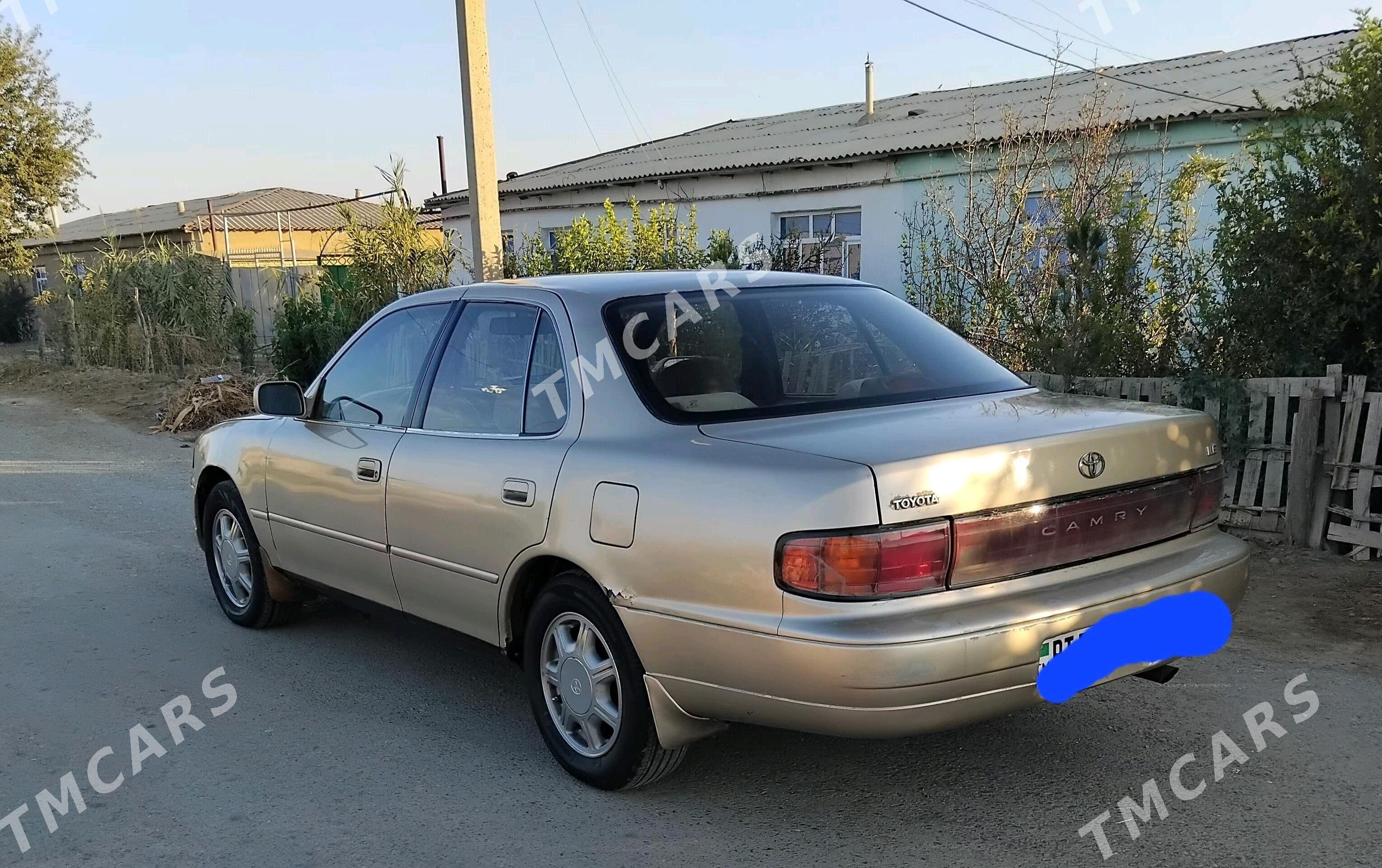 Toyota Camry 1993 - 75 000 TMT - Babadaýhan - img 2