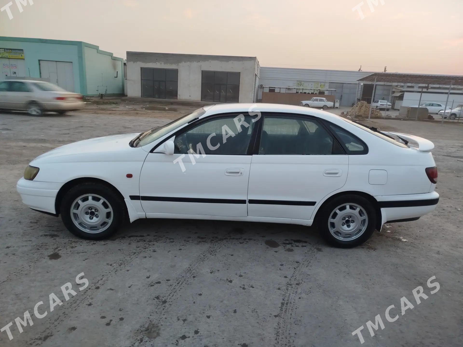 Toyota Carina 1995 - 70 000 TMT - Мары - img 3