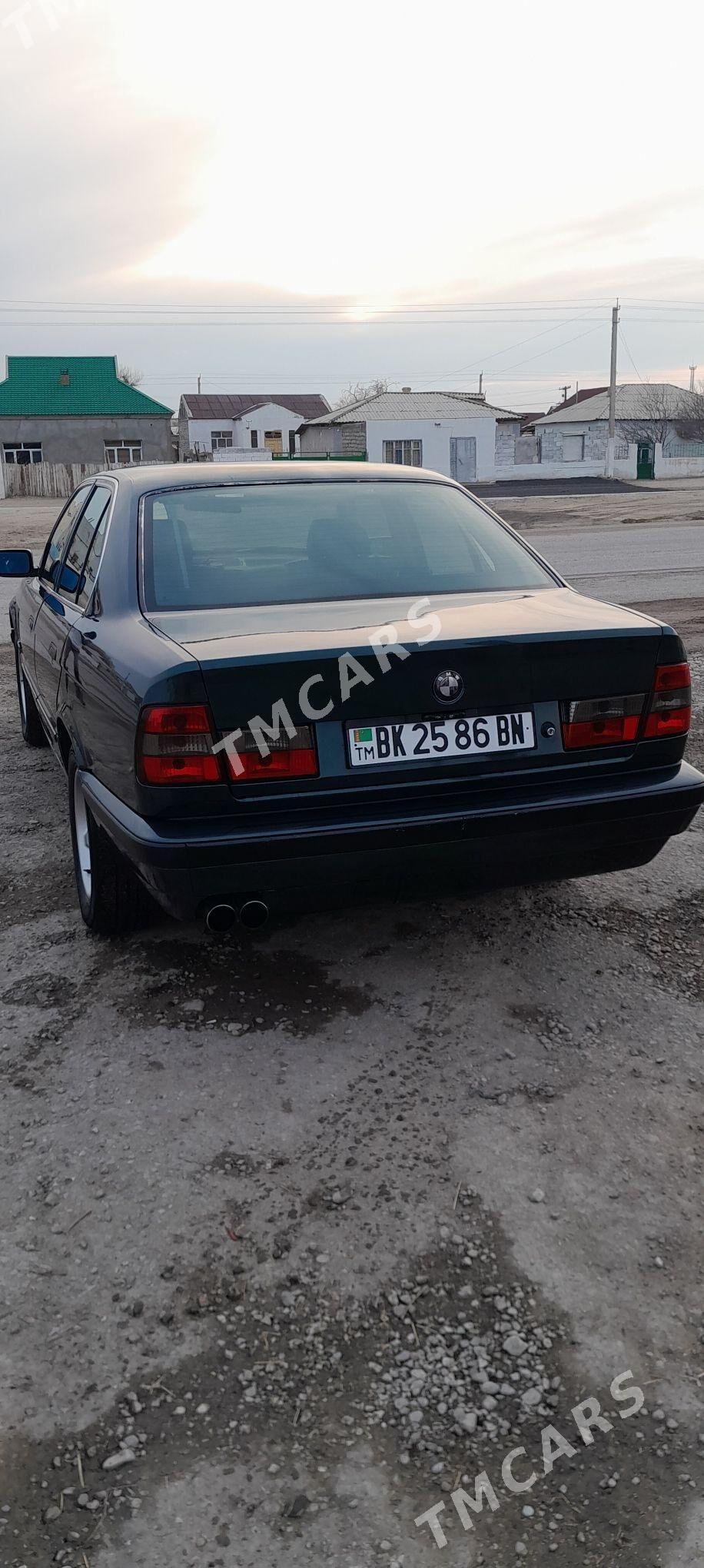 BMW 525 1993 - 65 000 TMT - Балканабат - img 3