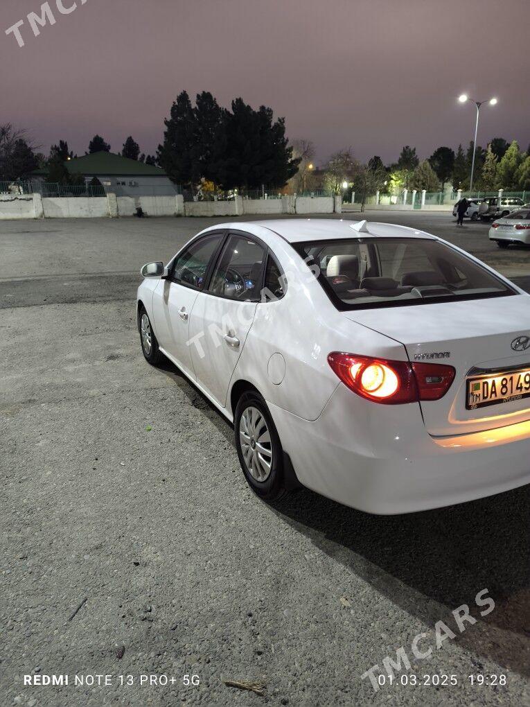 Hyundai Elantra 2010 - 113 000 TMT - 9 мкр - img 2