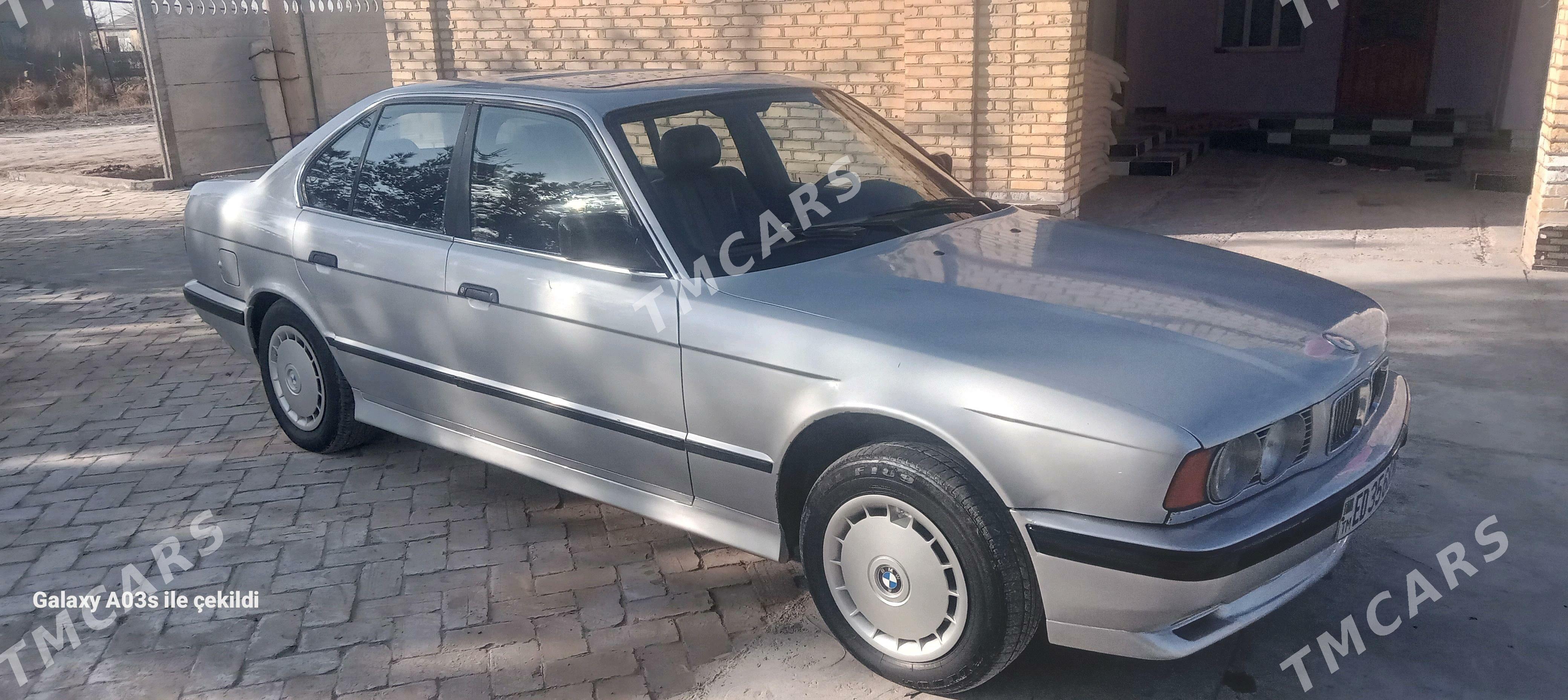 BMW 520 1992 - 34 000 TMT - Туркменгала - img 2