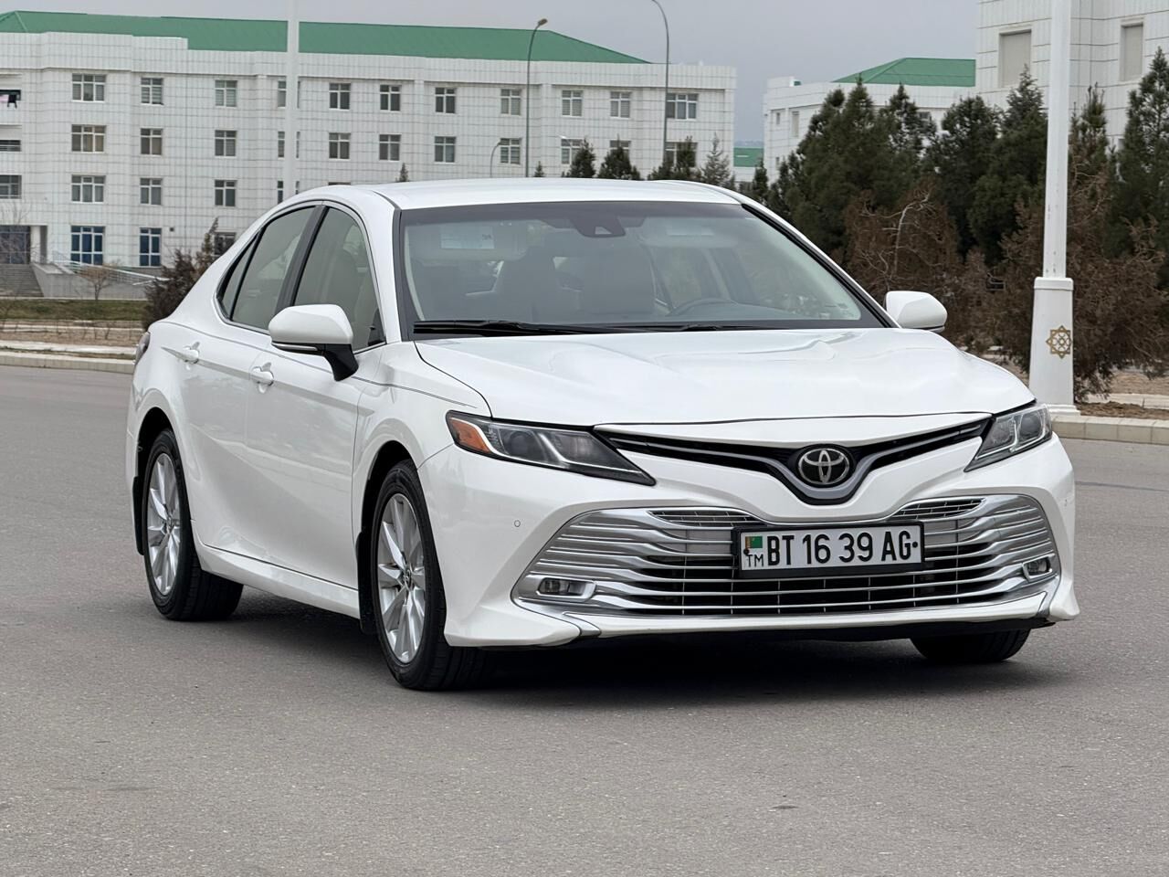 Toyota Camry 2018 - 299 000 TMT - Ашхабад - img 2