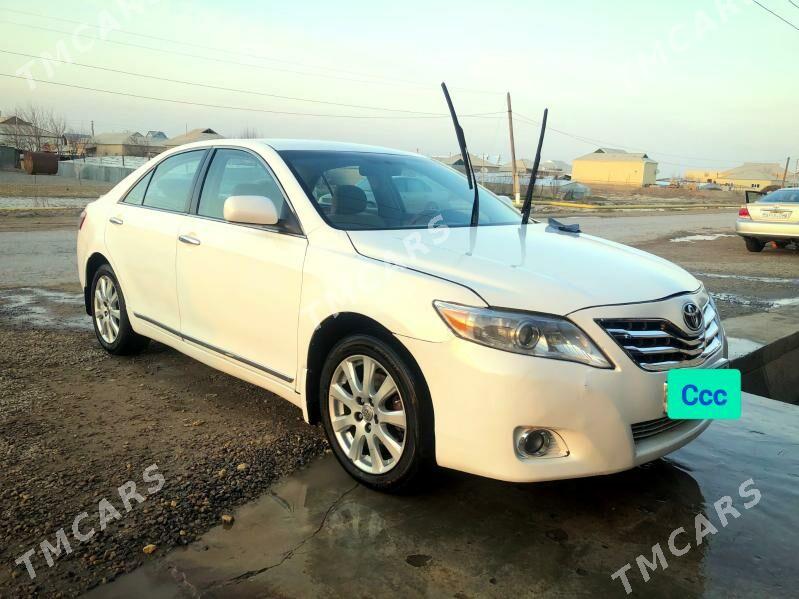 Toyota Camry 2010 - 125 000 TMT - Мары - img 4