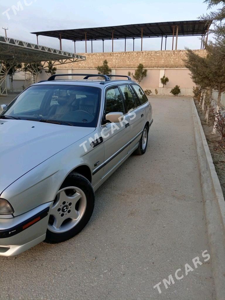 BMW E34 1993 - 65 000 TMT - Hazar - img 3