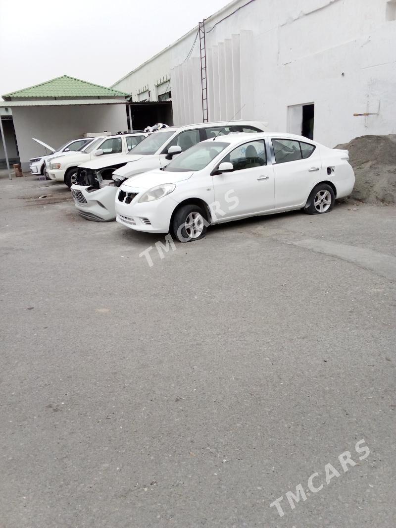 Nissan Versa 2012 - 55 000 TMT - Ашхабад - img 2