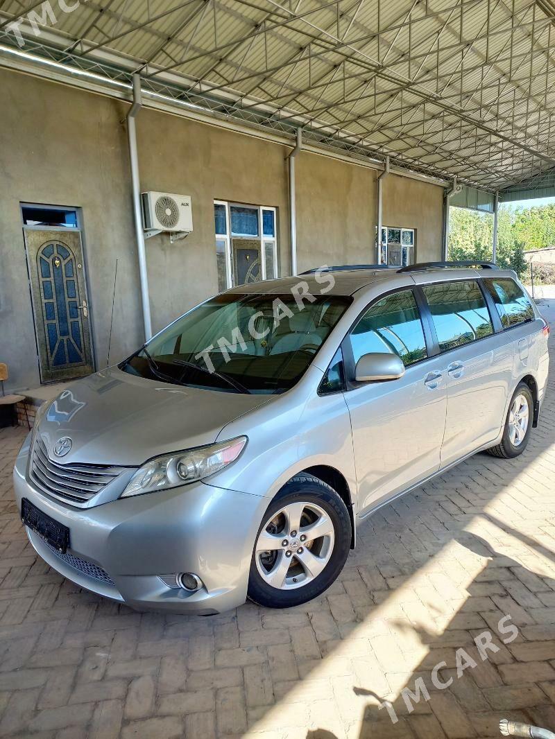 Toyota Sienna 2013 - 245 000 TMT - Mary - img 4