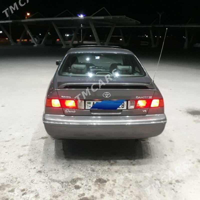 Toyota Camry 1999 - 140 000 TMT - Туркменабат - img 4