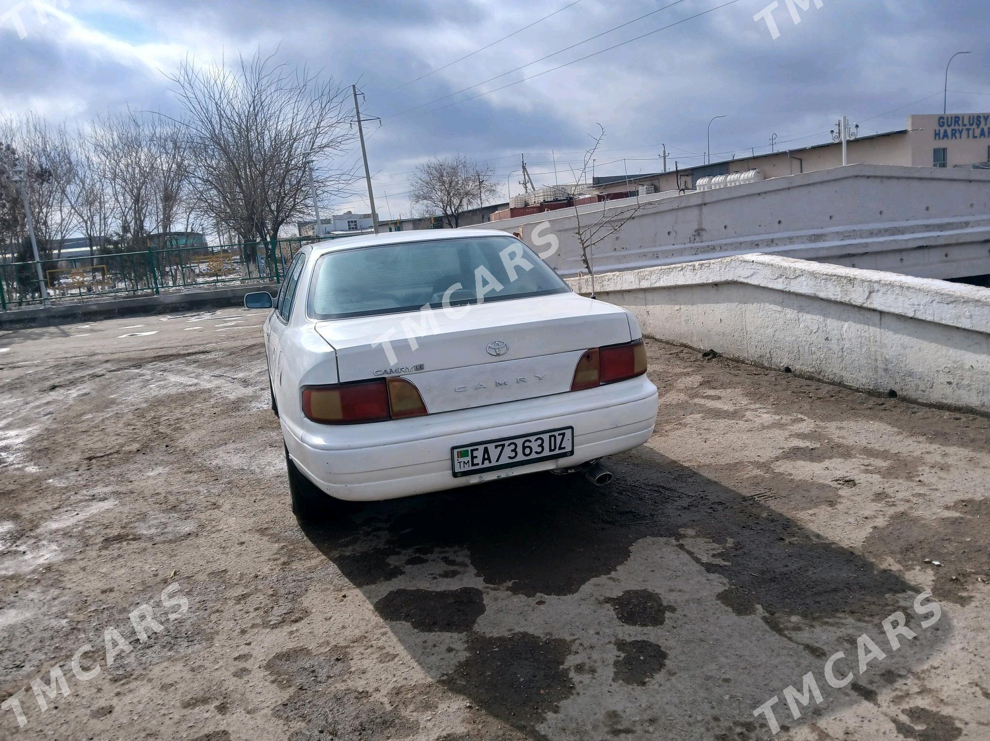 Toyota Camry 1994 - 70 000 TMT - Дашогуз - img 3