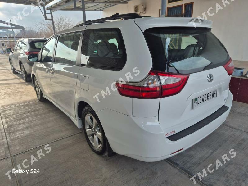 Toyota Sienna 2019 - 365 000 TMT - Гёкдепе - img 2