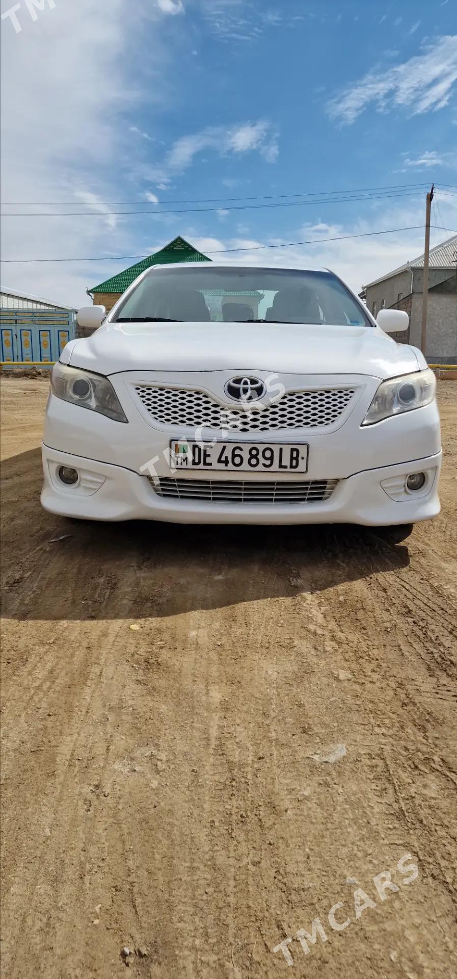 Toyota Camry 2009 - 170 000 TMT - Койтендаг - img 2