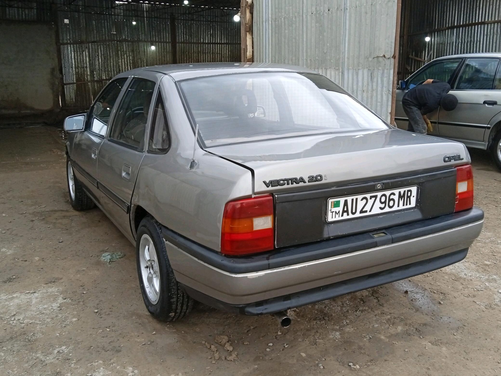 Opel Vectra 1989 - 17 000 TMT - Мургап - img 3