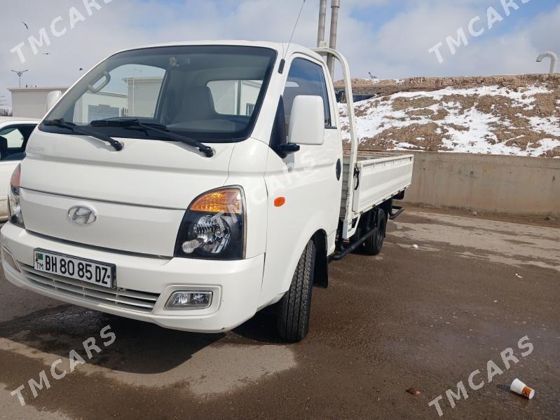 Kia Bongo 2013 - 170 000 TMT - Daşoguz - img 2