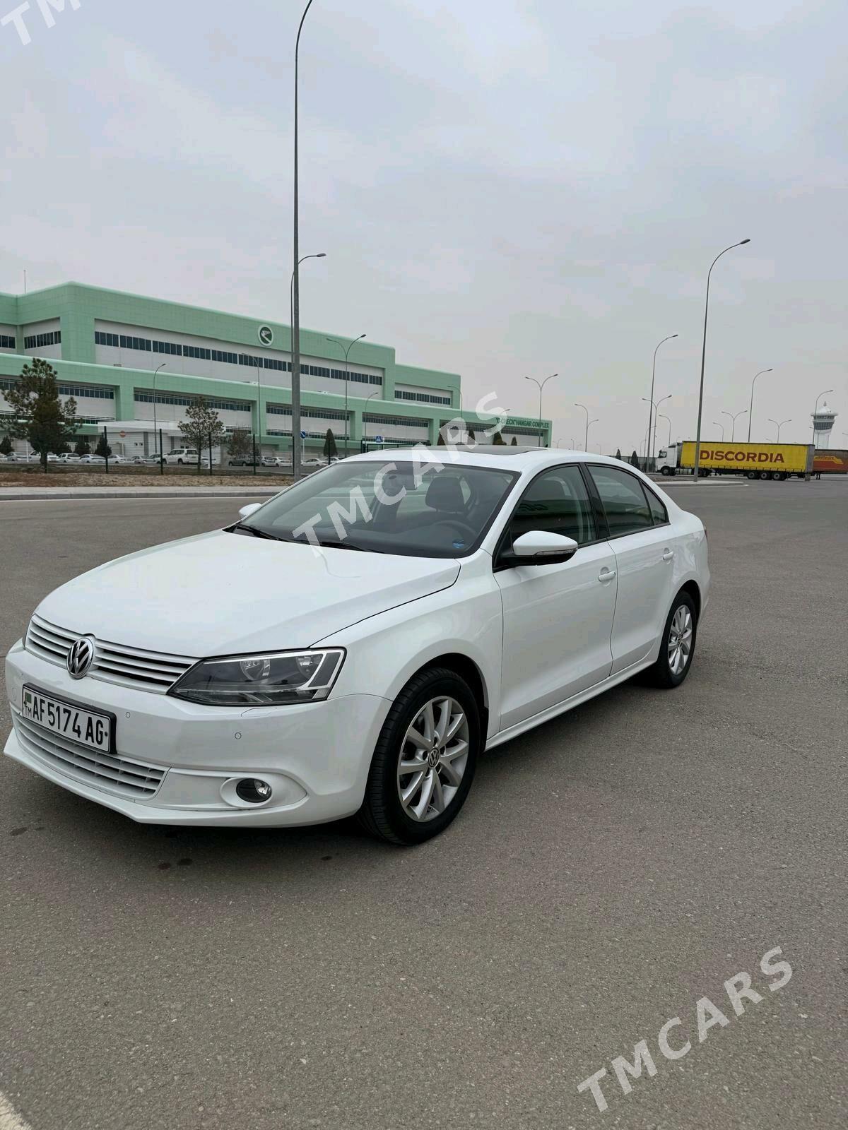 Volkswagen Jetta 2013 - 174 000 TMT - Aşgabat - img 3