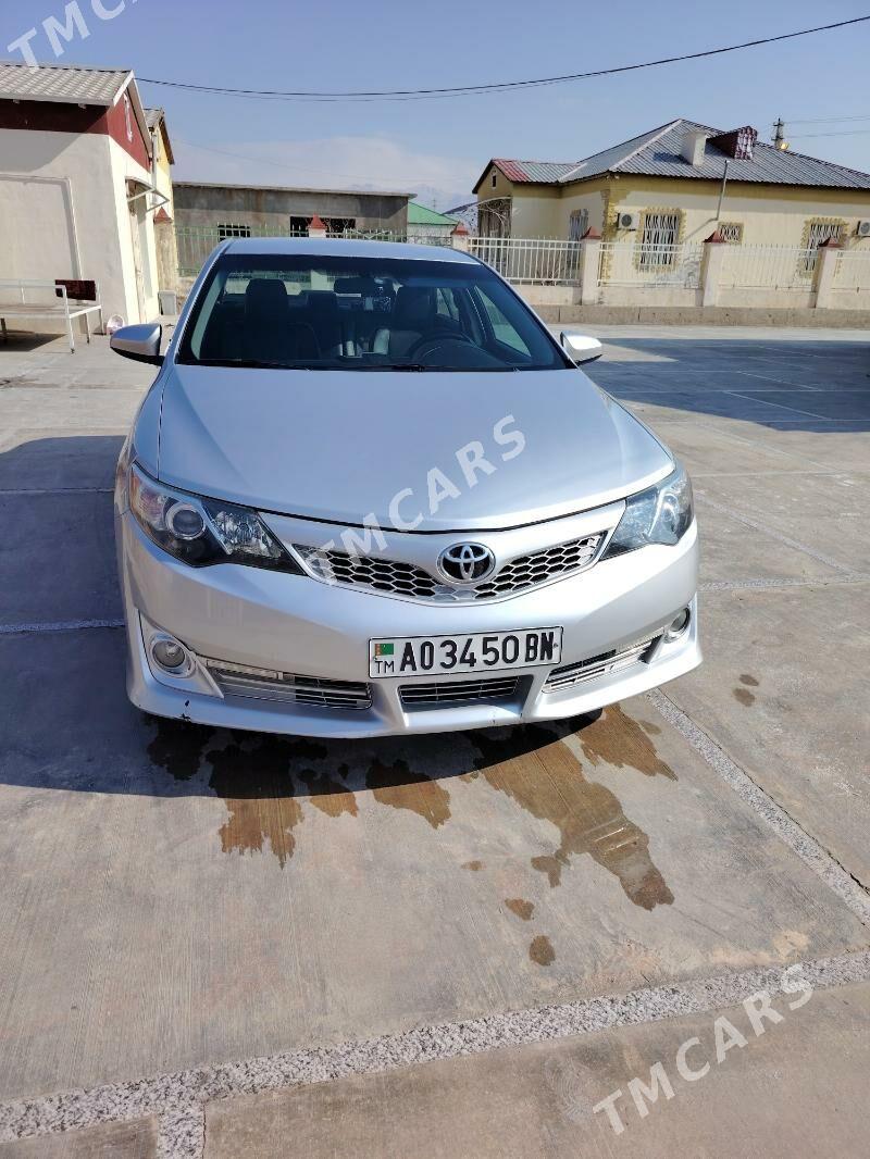 Toyota Camry 2012 - 210 000 TMT - Балканабат - img 4